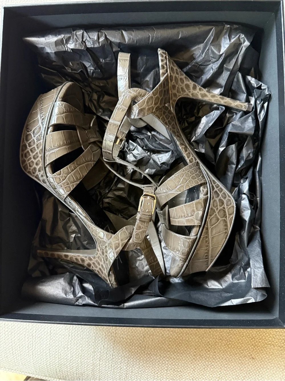 Saint Laurent Croc-Embossed Gray T-Strap Platform Sandals - Picture 3 of 6